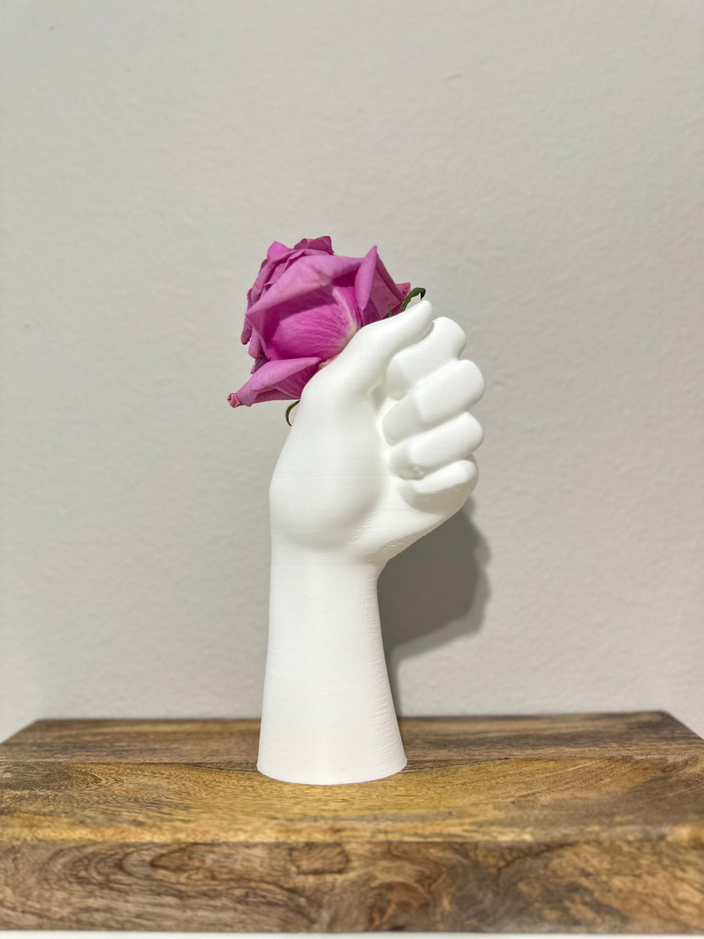 hand vase for flowers, 3D printed vase, vase hand, flower vase, unique art vase Hand vase, dried flowers holder, modern hand vase