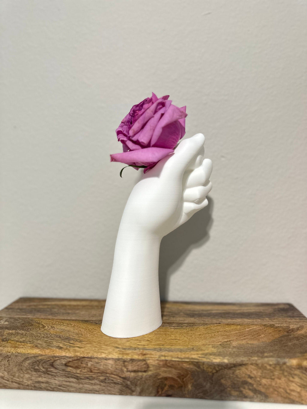 hand vase for flowers, 3D printed vase, vase hand, flower vase, unique art vase Hand vase, dried flowers holder, modern hand vase
