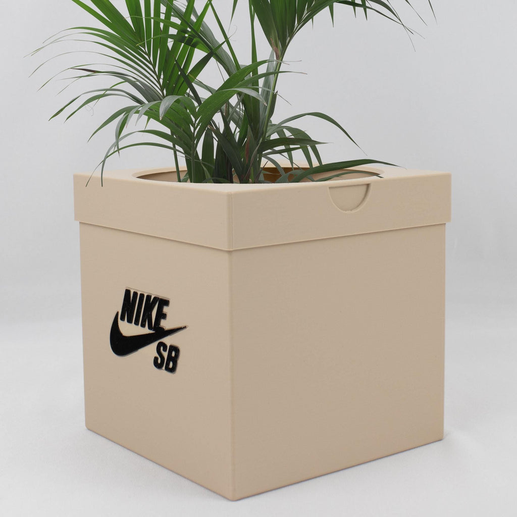 Sneaker SB Skateboarding Box Planter  Pot - 3d printed planter - Plant Pot for Indoor Plants - Unique planter with Drainage hole - SBs box
